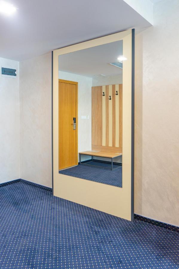 Хотел Ариел / Hotel Ariel Mizara Eksteriør bilde